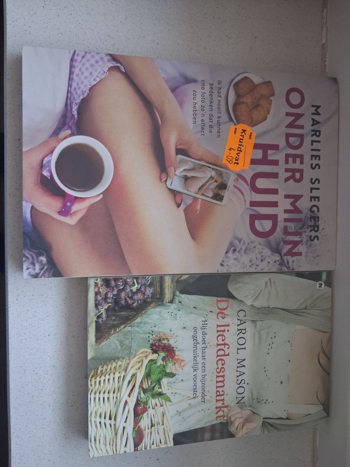 Boeken: Onder Mijn Huid & De Liefdesmarkt, Ophalen of Verzenden, Gelezen, Marlies Slegers, Carol Mason