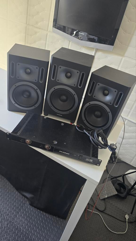 Phonic P6 Studio Monitoren met MAX 250 Power Amplifier, Overige merken, Gebruikt, Ophalen of Verzenden, 120 watt of meer