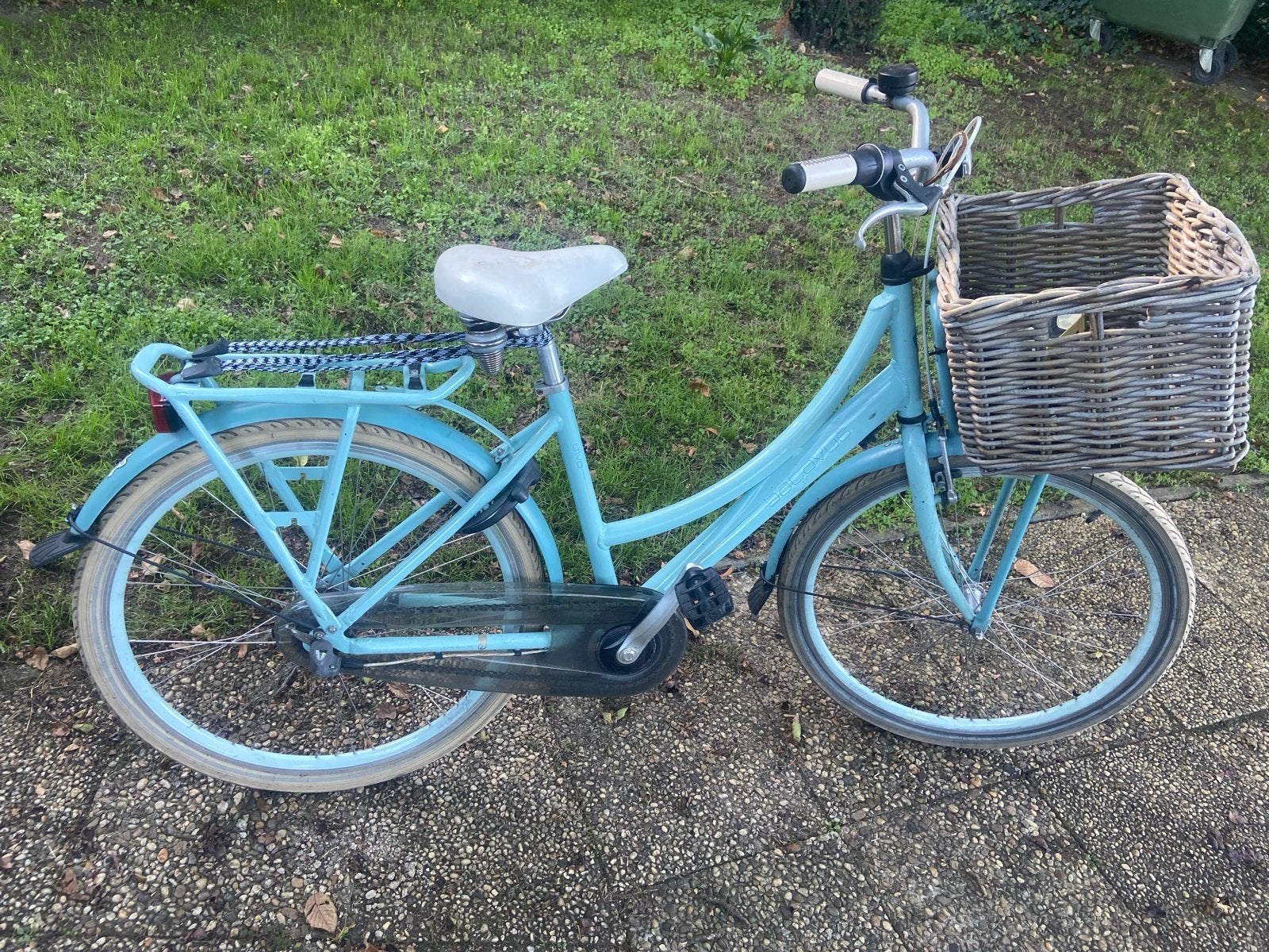 Lichtblauwe stadsfiets met mandje en bagagedrager, Overige merken, Velgrem, Ophalen of Verzenden, 50 tot 53 cm