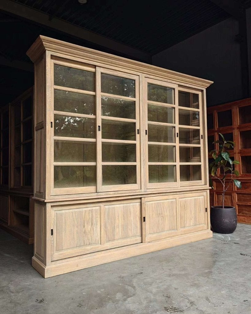 Wauw! Prachtige eikenhouten buffetkast | Vitrinekast #3466, Huis en Inrichting, Gebruikt, -, 200 cm of meer, -