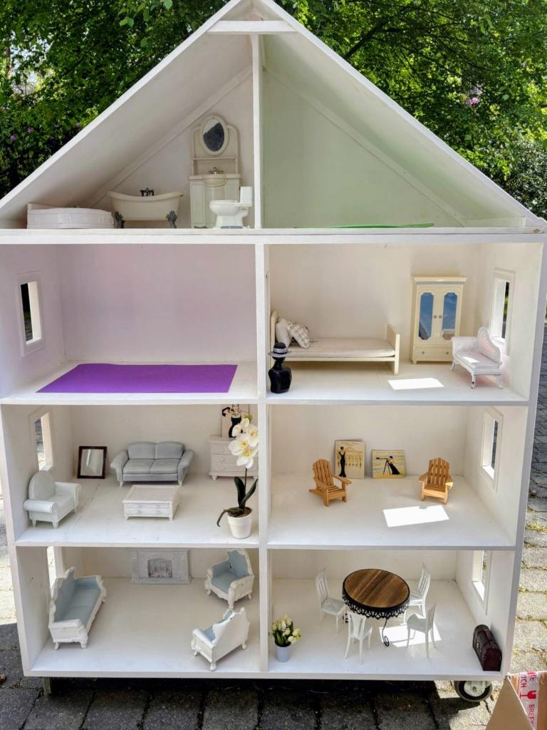 groot Barbie poppenhuis, Ophalen, Gebruikt, Poppenhuis