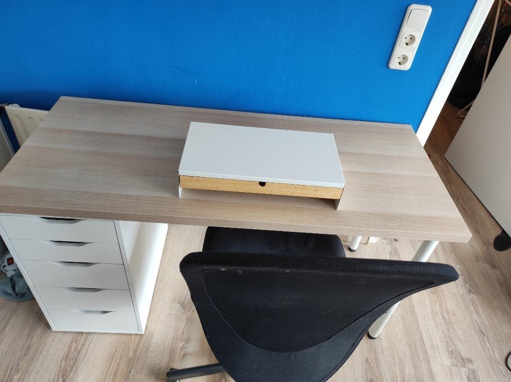 bureau plus stoel, Gebruikt, Schoolbureau, 60 cm, Demontabel