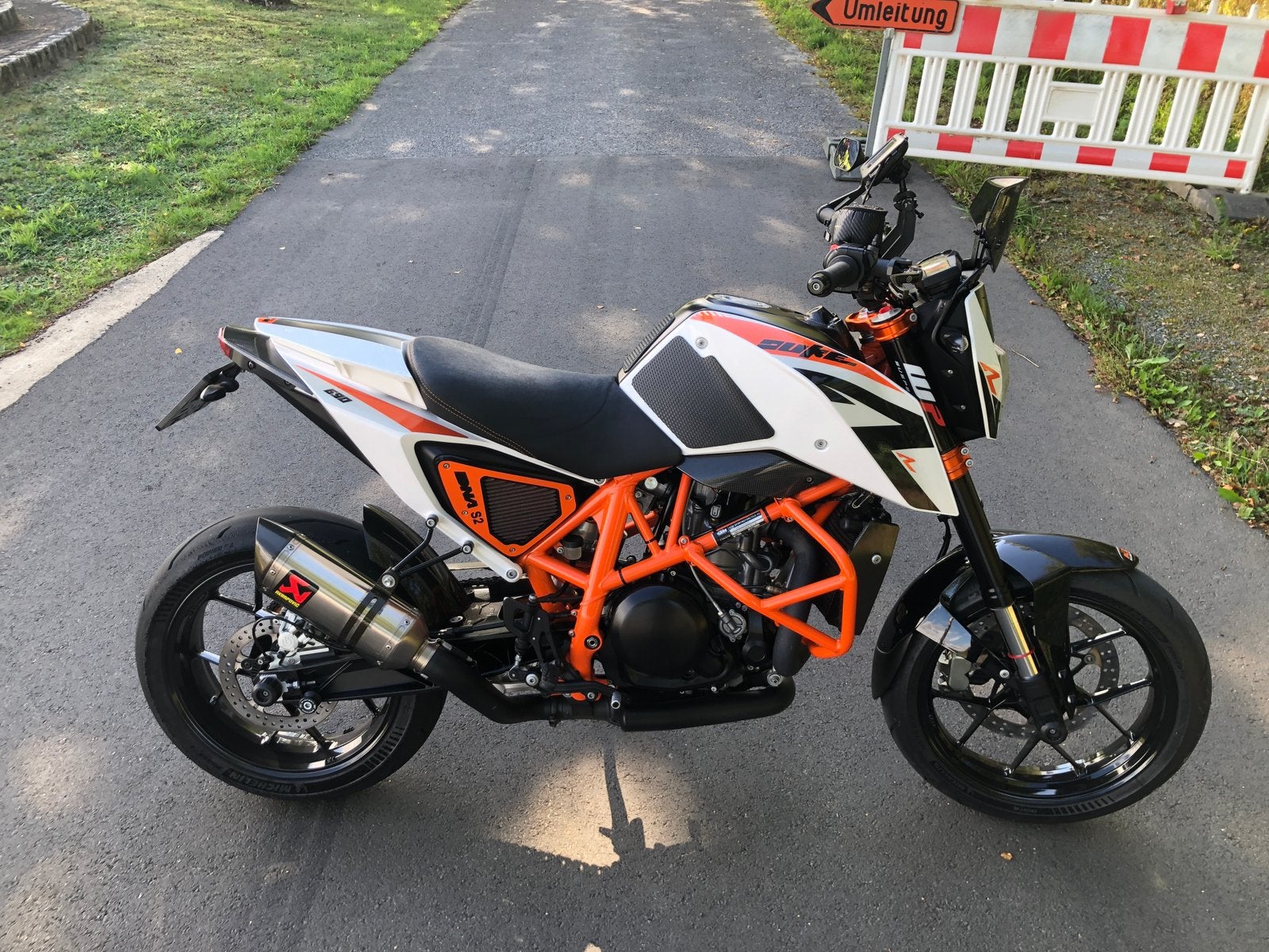 KTM 690 Duke R-Quickshifter-Brembo rempomp-Bursig motorstand, Occasion, Particulier, Handgeschakeld, ABS