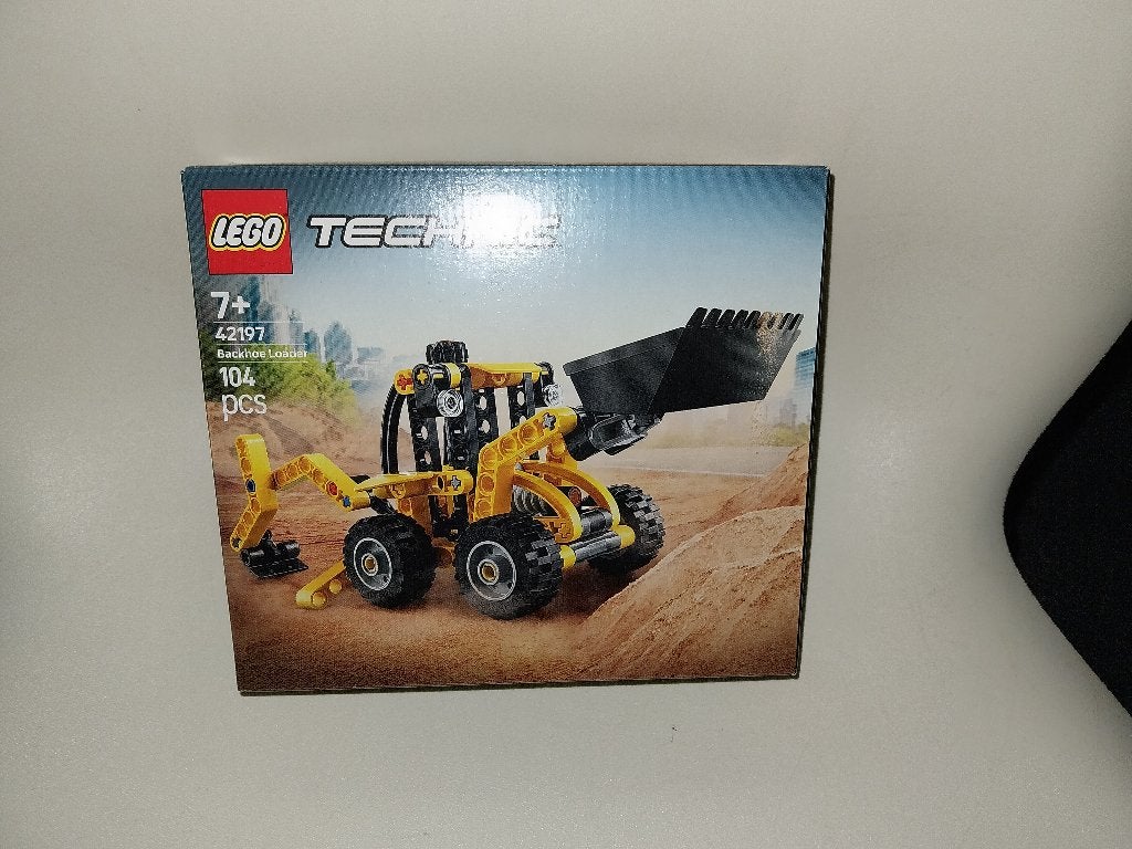 Lego Technic 42197 - Backhoe Loader NIEUW IN DOOS, Lego, Nieuw, Ophalen of Verzenden, Technic