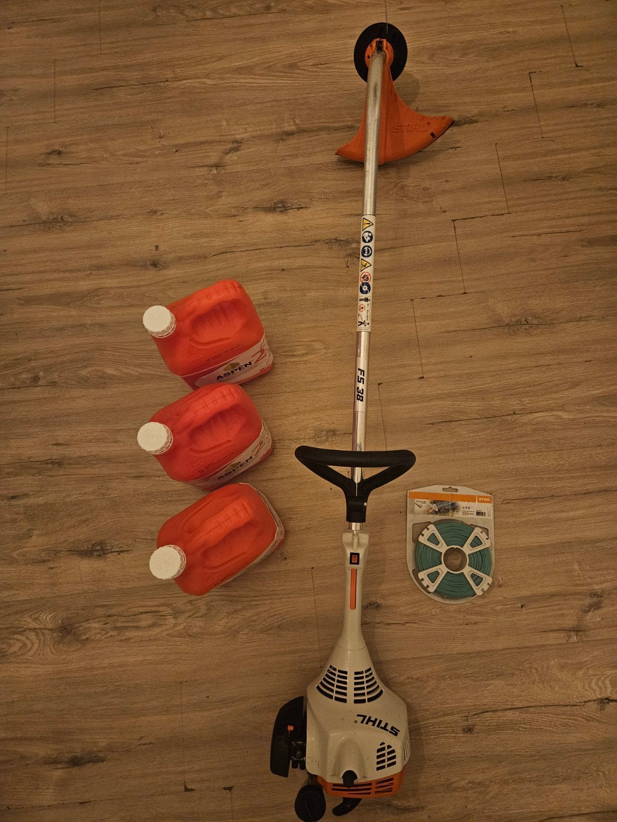 Stihl FS 38, Ophalen, Benzine