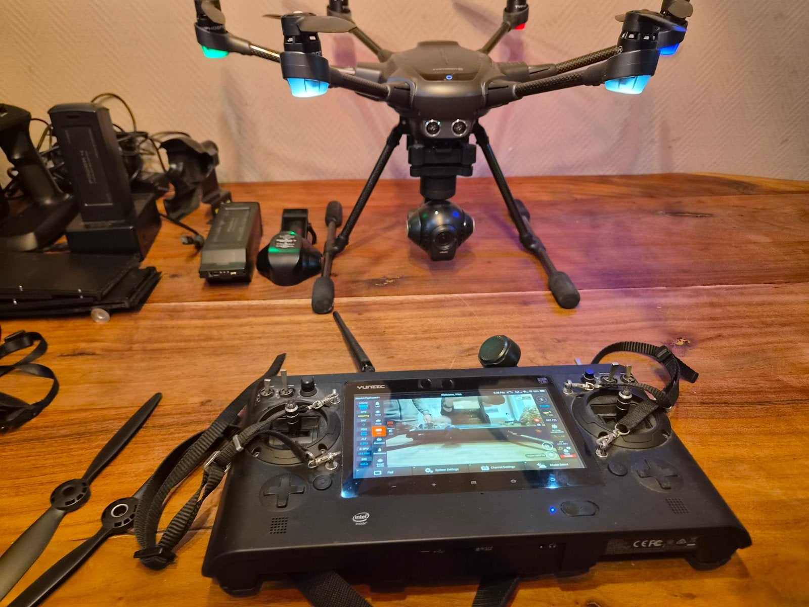 Prachtige drone, Ophalen