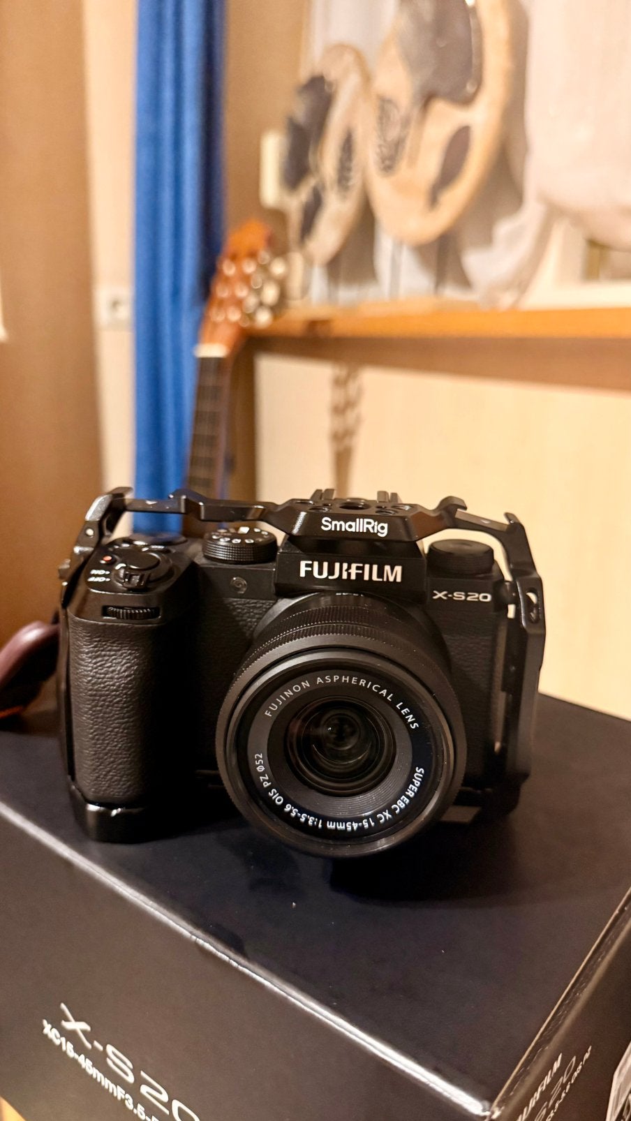 Fujifilm X-S20 systeemcamera met XC 15–45mm + SmallRig cage, Beeldstabilisatie, Ophalen of Verzenden, Zo goed als nieuw, Systeemcamera