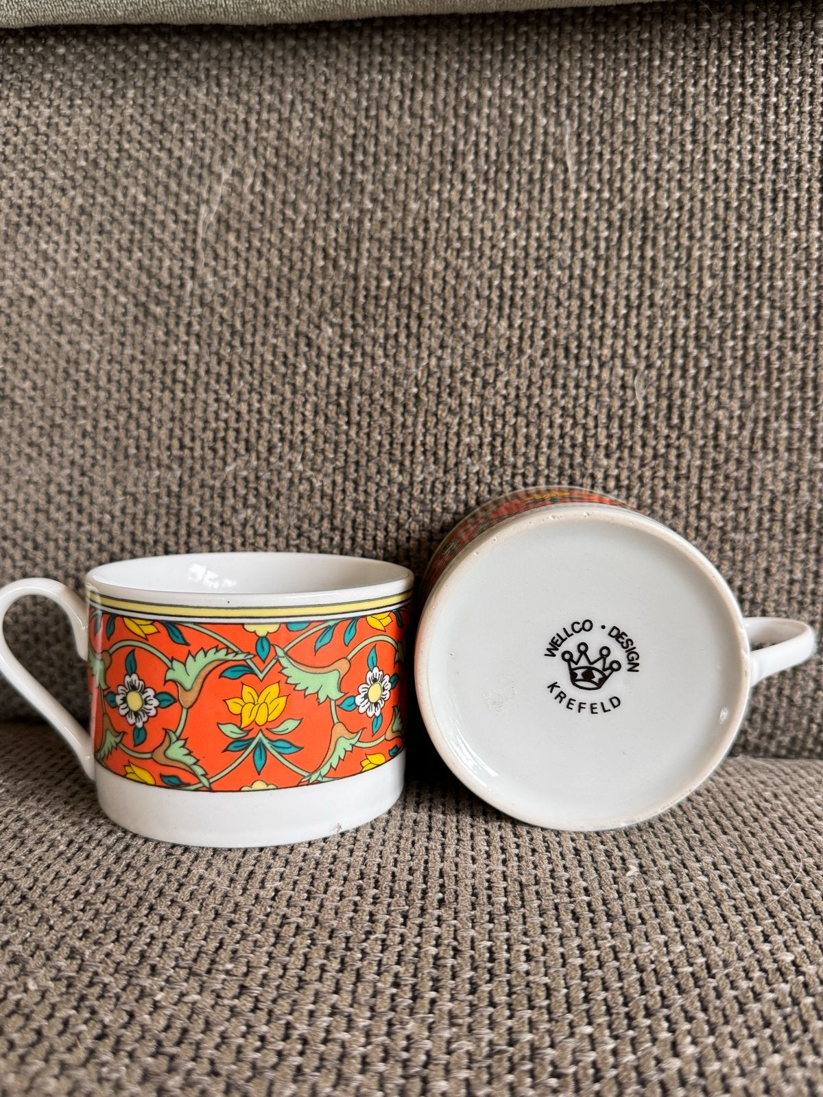 Vintage Wellco Design porseleinen kopjes - Oranje bloemen, Antiek en Kunst, Ophalen of Verzenden
