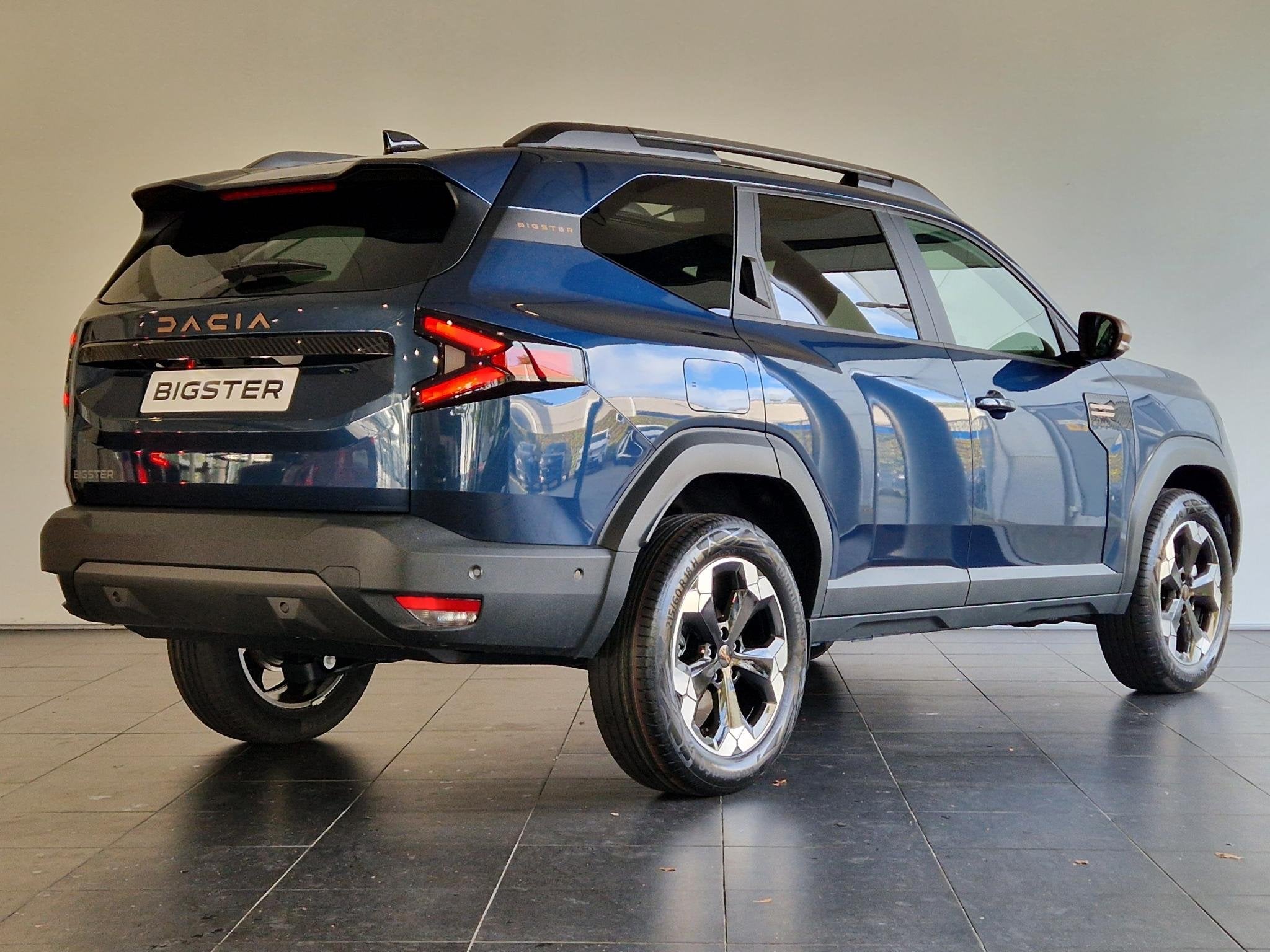 Dacia Bigster 1.2 Mild Hybrid-G 140 Extreme | HOGE VOORRAADK, Auto's, Voorwielaandrijving, 1199 cc, Blauw, 1409 kg