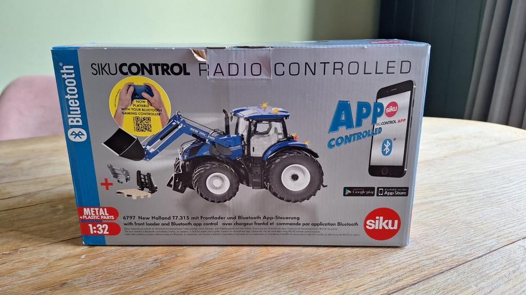 siku control New.Holland met voorlader NIEUW, Hobby en Vrije tijd, Modelauto's | 1:32, Ophalen of Verzenden, Nieuw, Tractor of Landbouw