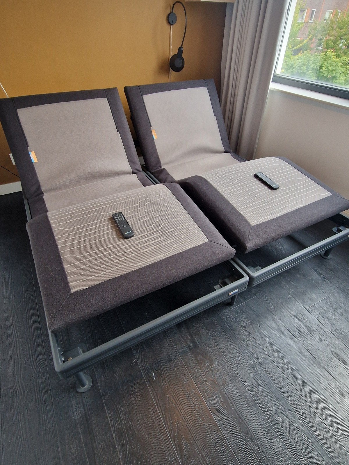 Mline Multi Motion Elektrische Bedbodems 90x200(2x), Ophalen, Verstelbaar, 90 cm, Tweepersoons
