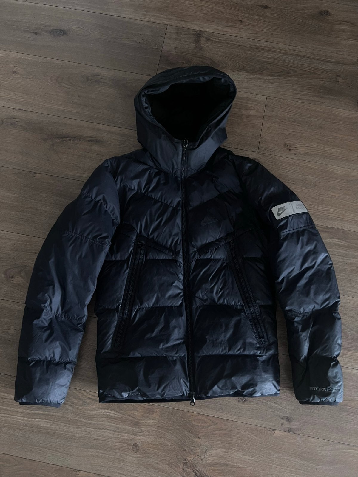 Nike Storm-FIT Air Max Puffer Jas Zwart - Maat XS, Kleding | Heren, Ophalen of Verzenden, Zo goed als nieuw, Maat 46 (S) of kleiner