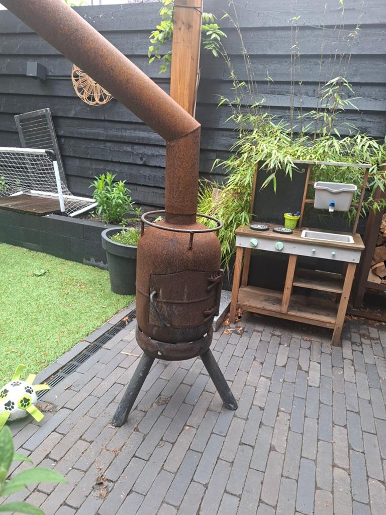 Onverwoestbare Vuurkorf met Deurtje en Kachelpijp, Ophalen of Verzenden