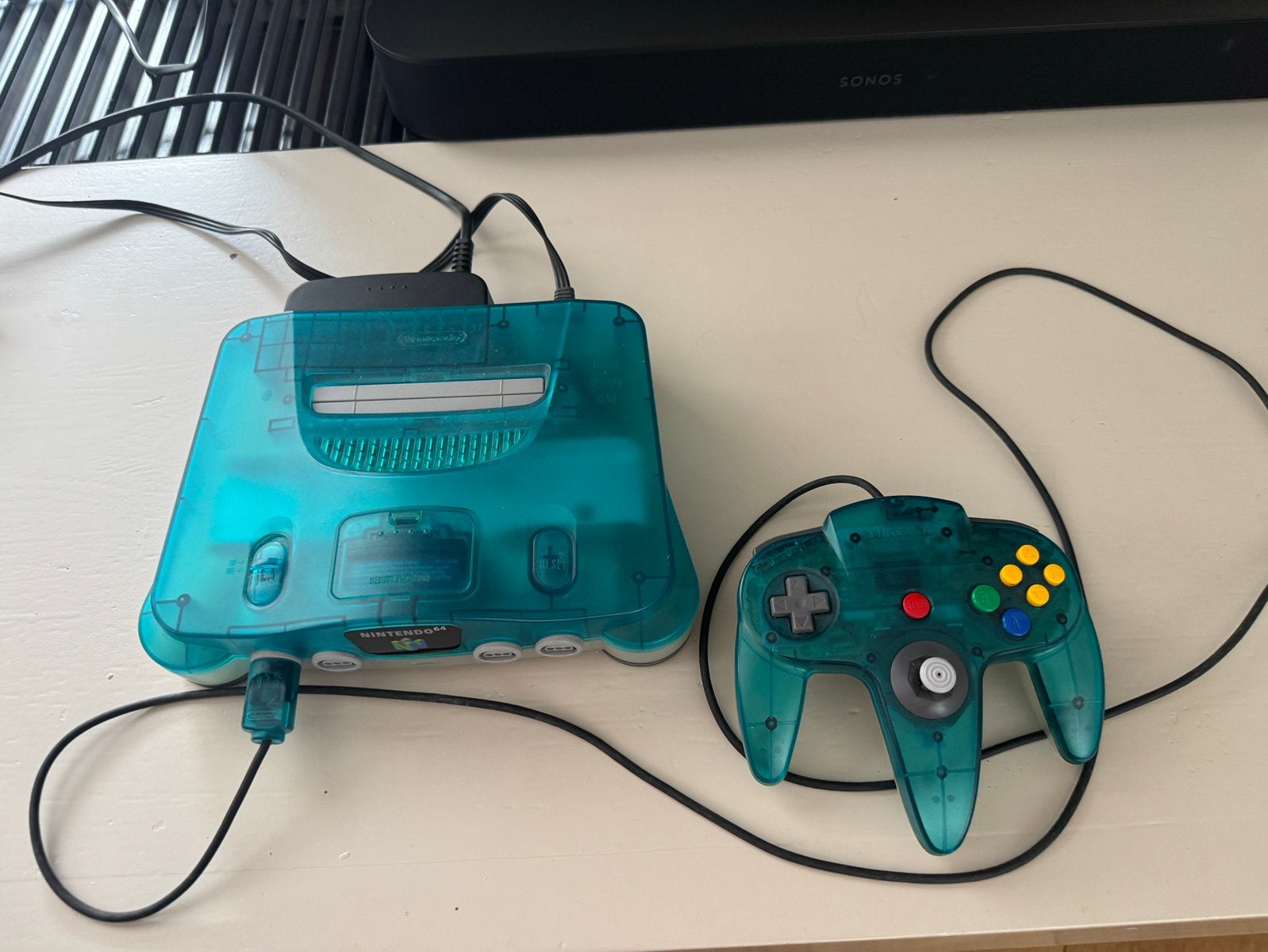 Nintendo 64 clear blue + 4 games, Spelcomputers en Games, Ophalen, Gebruikt, Met 1 controller, Met games