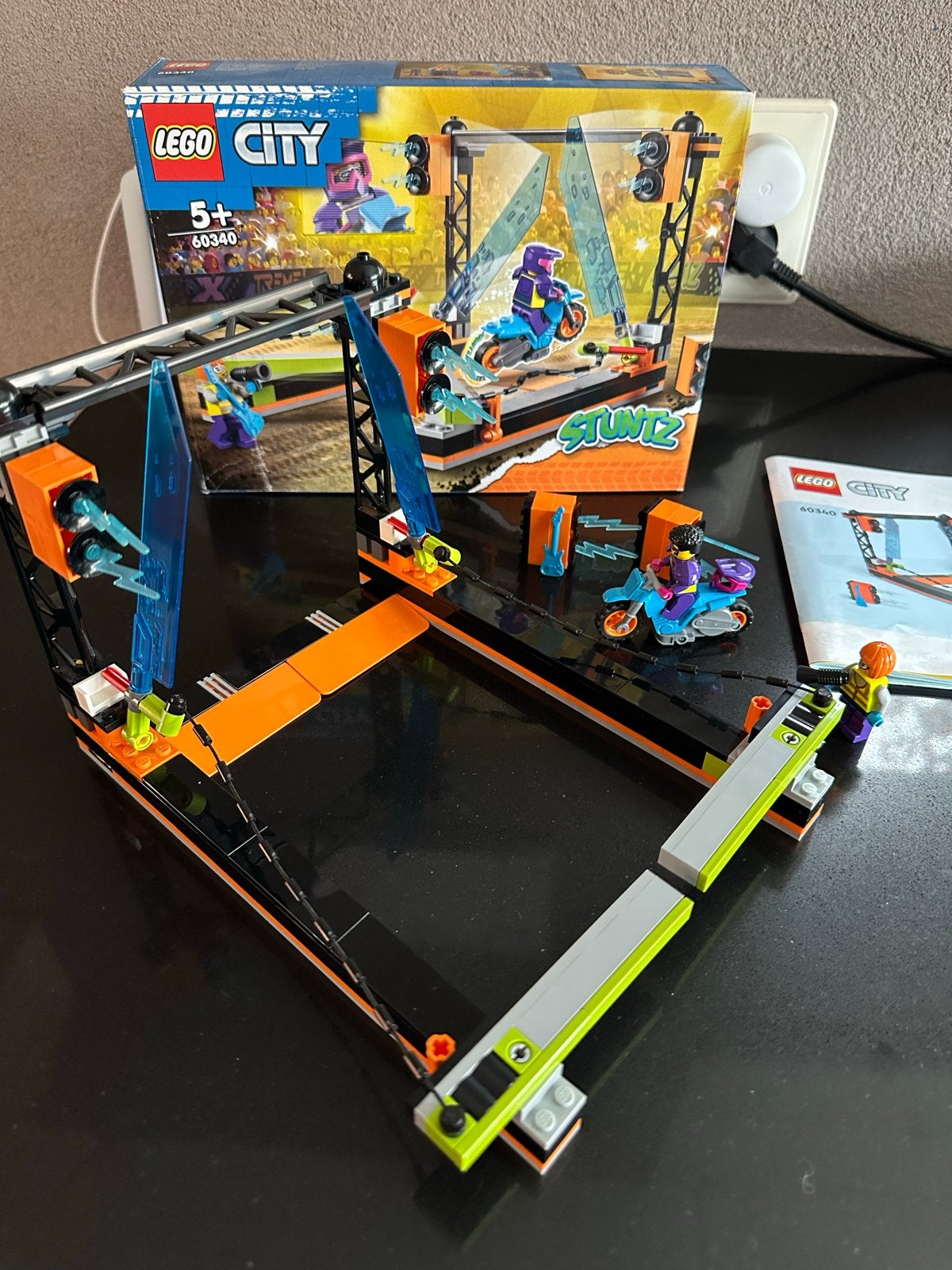 Lego City Stuntz: Het mes stuntuitdaging  (60340), City, Lego, Ophalen of Verzenden, Zo goed als nieuw