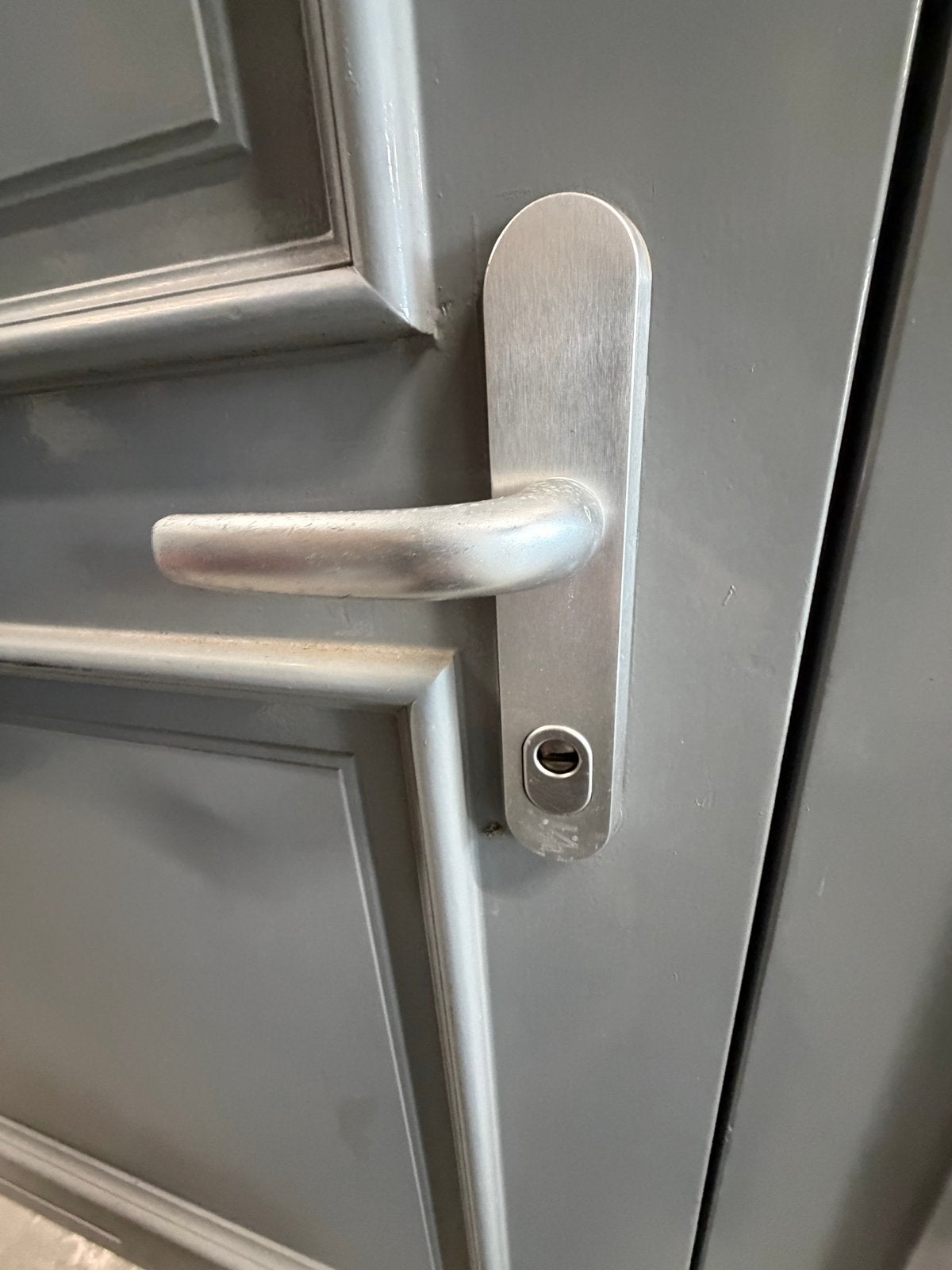 Grote openslaande garagedeuren - Grijs, Gebruikt, Garagedeur, Ophalen of Verzenden, Hout