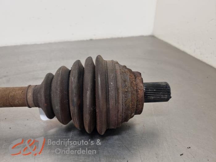 Aandrijfas rechts-voor van een Volkswagen Caddy, Gebruikt, -, Volkswagen, -