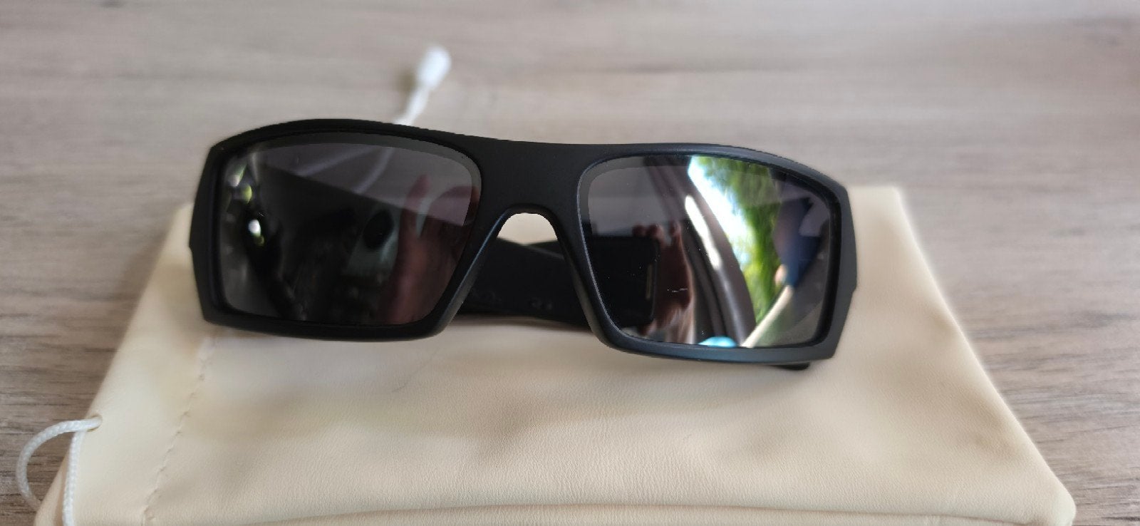 Oakley Gascan Ducati Corse zonnebril, Zonnebril, Zwart, Ophalen of Verzenden, Zo goed als nieuw