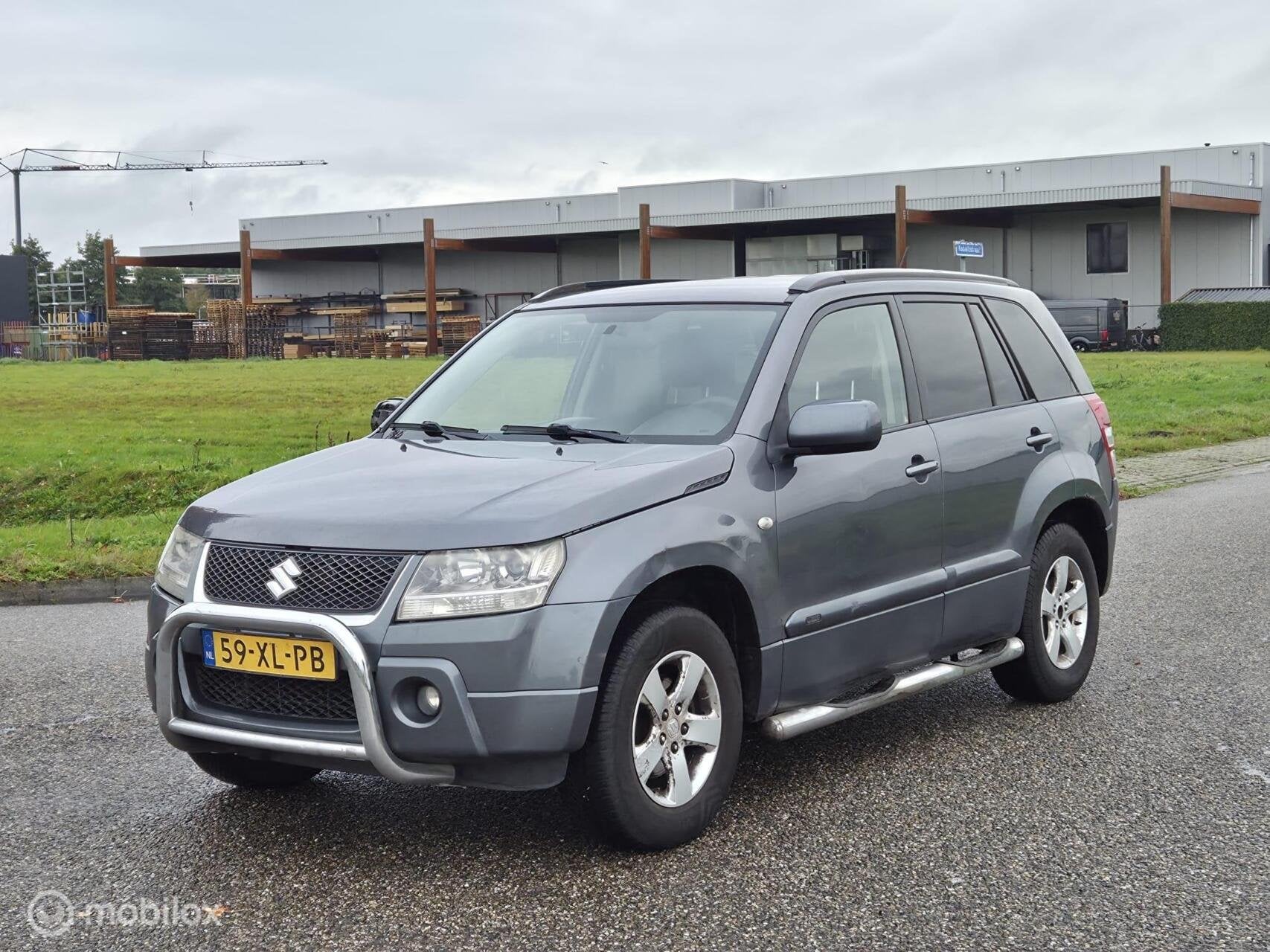 Suzuki Grand Vitara 2.0-16V Shogun 4x4 / Airco / Schade, 4 cilinders, 1850 kg, Grand Vitara, Bedrijf