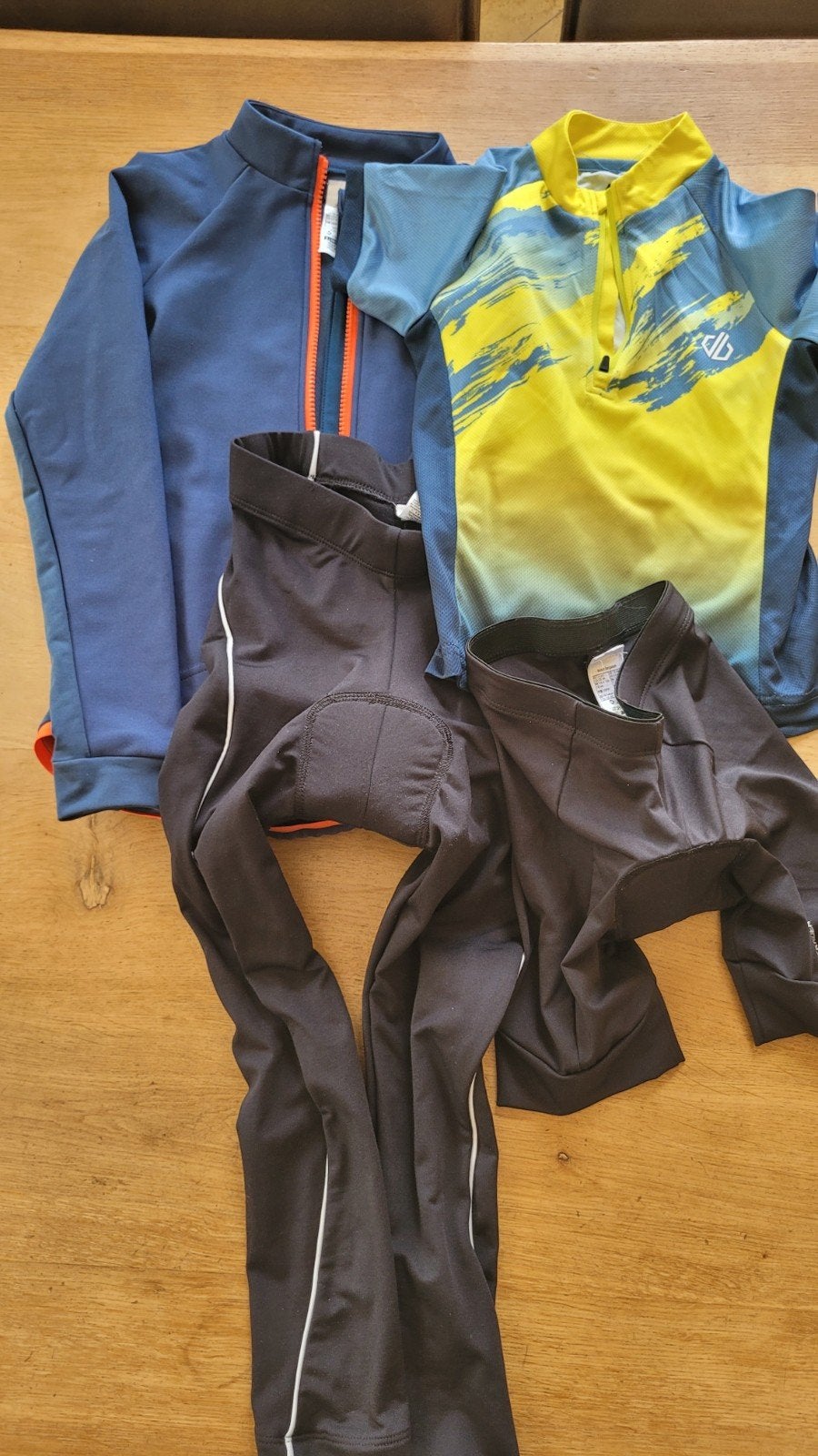 Volledige fietskleding set voor kinderen, Kinderen, Overige maten, Ophalen of Verzenden, Zo goed als nieuw