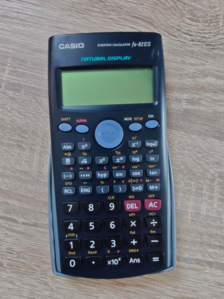 Casio FX 82ES Rekenmachine, Diversen, Rekenmachines, Ophalen, Grafische rekenmachine, Zo goed als nieuw