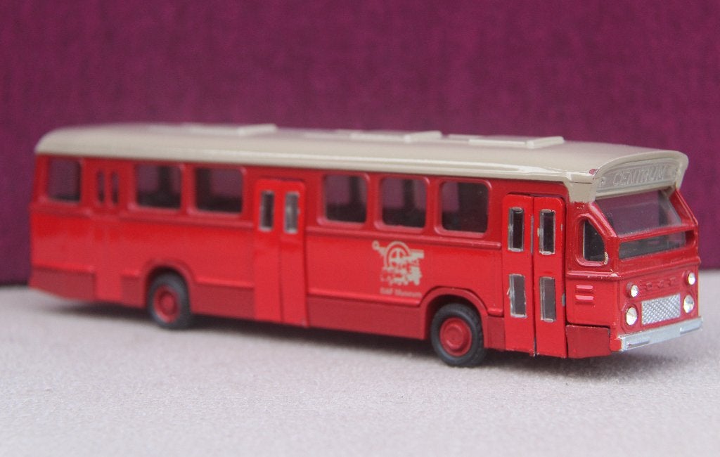 daf stadsbus citybus bus (lion-toy's) nieuwstaat daf museum, Ophalen of Verzenden, Zo goed als nieuw, Bus of Vrachtwagen, Lion Toys