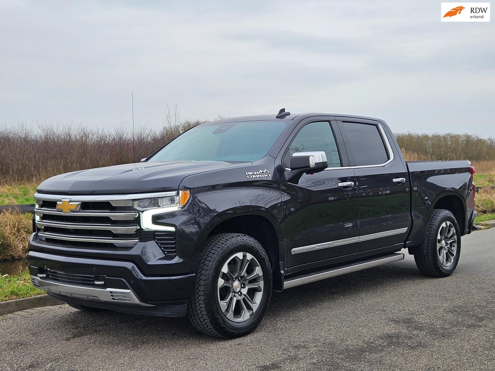 Chevrolet SILVERADO 1500 High Country Z71 6.2 V8 LPG (full o, Automaat, 2552 kg, Chevrolet, Zwart