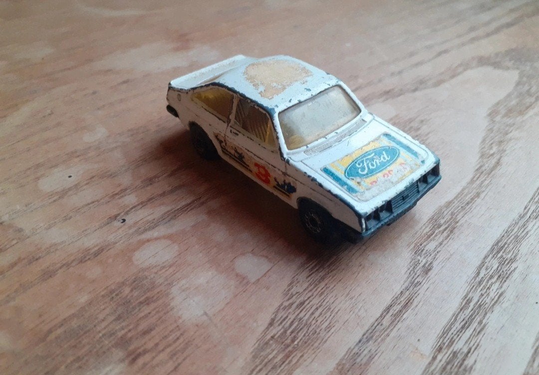 Matchbox Superfast White Ford Escort RS2000 70s, Ophalen of Verzenden, Gebruikt