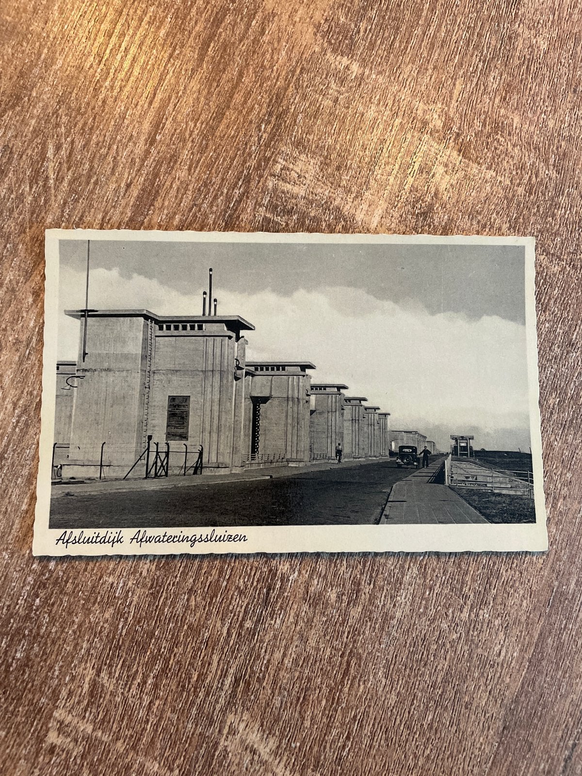 Oude Ansichtkaart Afsluitdijk Afwateringssluizen, Verzamelen, Ophalen of Verzenden, Ongelopen, Friesland