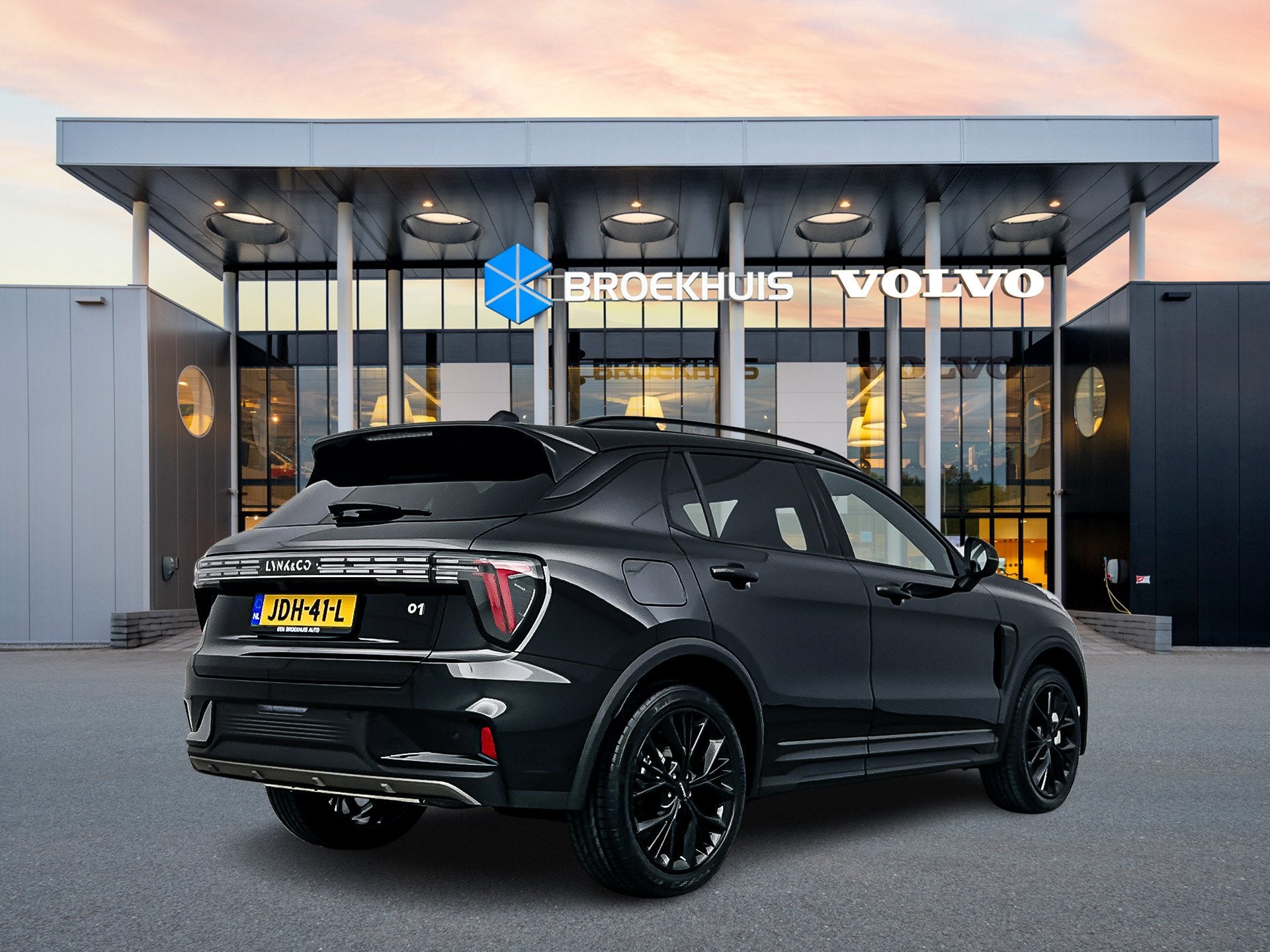 Lynk & Co 01 More | 20" | Panoramadak | Infinity Audio | 360, Auto's, Lynk & Co, 4 cilinders, 276 pk, Zwart, Origineel Nederlands