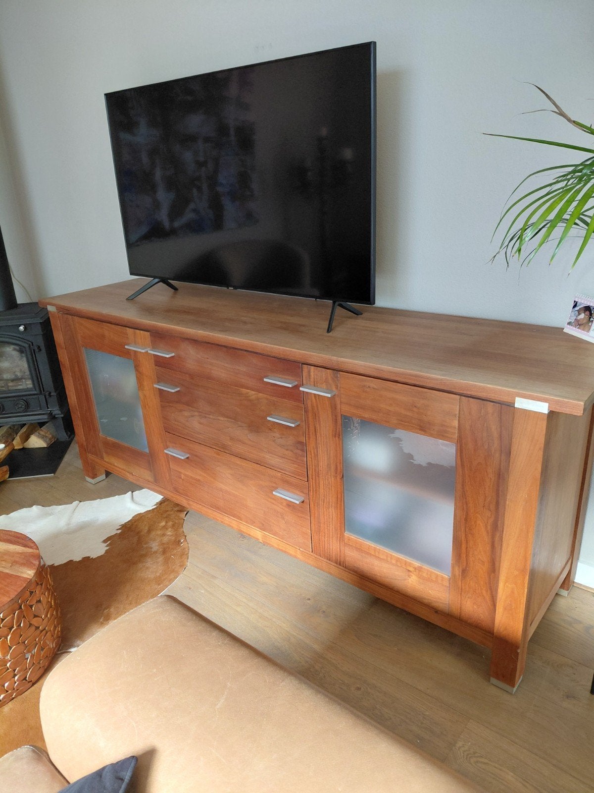 Massief Notenhouten Dressoir - Zware Kwaliteit, Gebruikt, Ophalen of Verzenden, 200 cm of meer, Overige houtsoorten