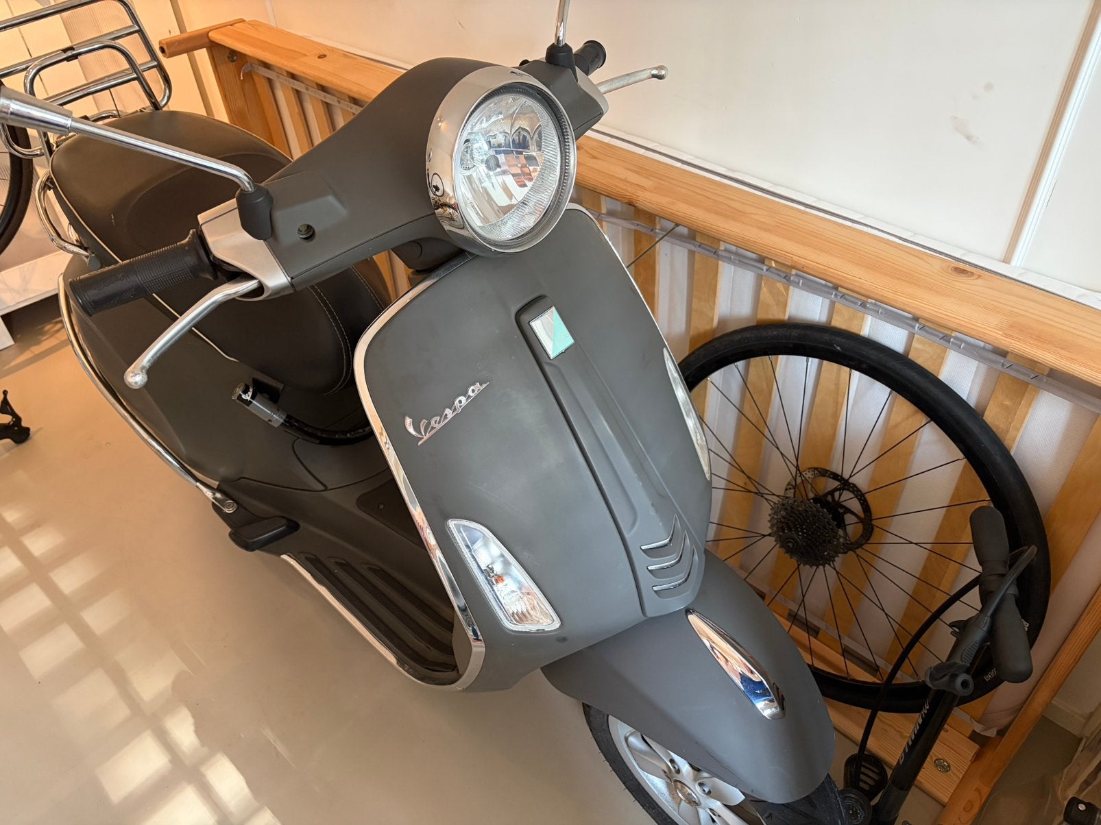 Vespa Piaggio, Ophalen, Zo goed als nieuw, Benzine, Piaggio