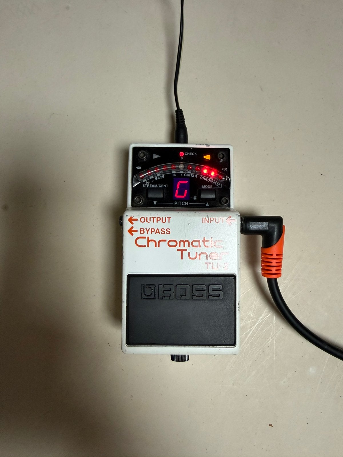 Gebruikte Boss TU-2 Chromatic Tuner Pedaal, Muziek en Instrumenten, Effecten, Ophalen of Verzenden, Gebruikt, Overige typen