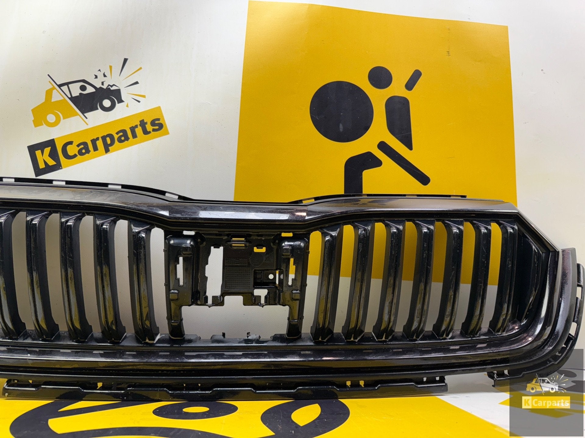 Skoda Octavia 4 Grill Origineel IV 5E3 19-5E3 Grill, Voor, Skoda, Bumper, Skoda Auto a.s.