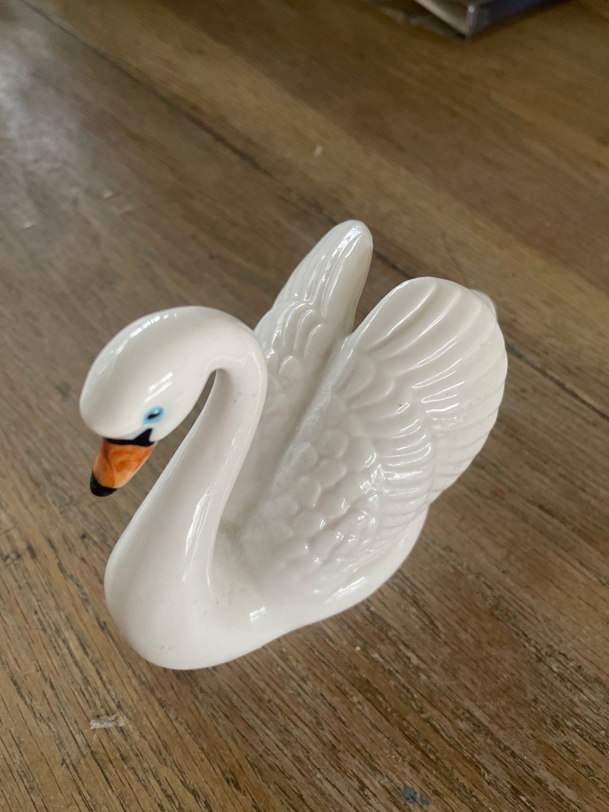 Decoratieve zwaan van keramiek, Gebruikt, Ophalen of Verzenden, Klassiek, Wit