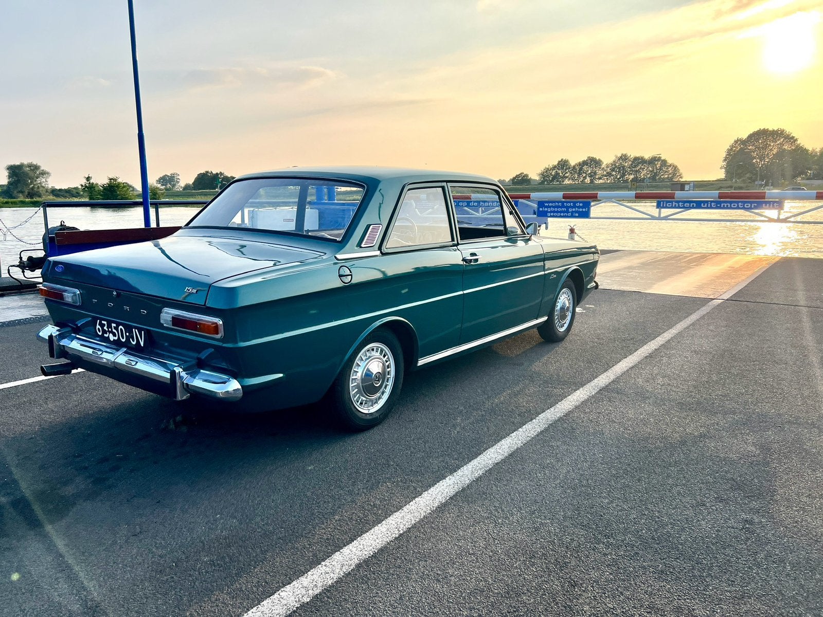 Ford Taunus 1.5 15M P6 1969 Groen, foto 7