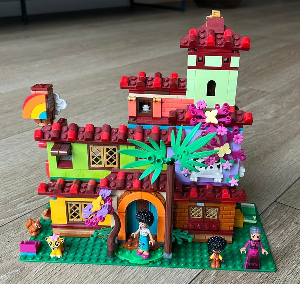 Lego Disney Encanto huis 43202, Kinderen en Baby's, Ophalen of Verzenden, Zo goed als nieuw