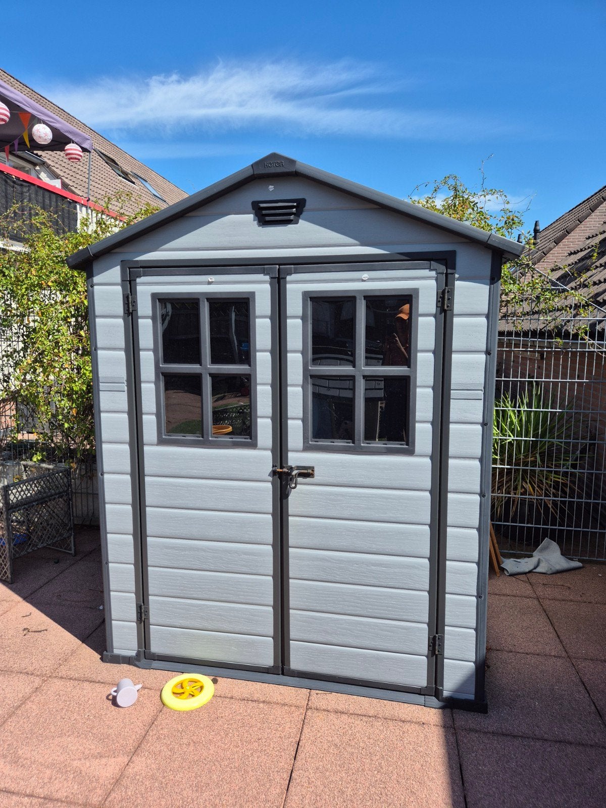 Keter Manor 6x5SD Kunststof Tuinberging - Zo goed als nieuw, Ophalen, Zo goed als nieuw, Kunststof, Overige typen