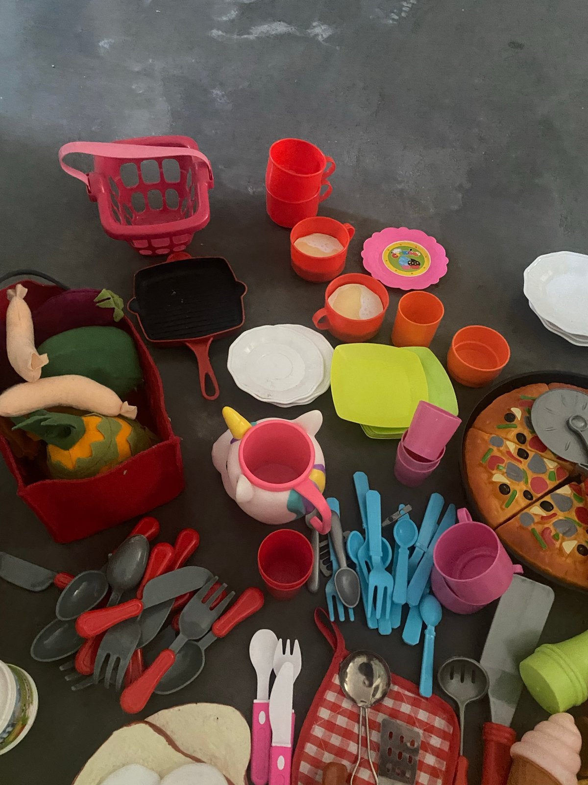 Grote partij speelgoedkeuken accessoires en etenswaren, Ophalen, Gebruikt, Jongen of Meisje