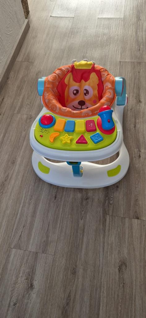 Loopstoel met speelpaneel - Leeuw design, Kinderen en Baby's, Speelgoed | Babyspeelgoed, Ophalen