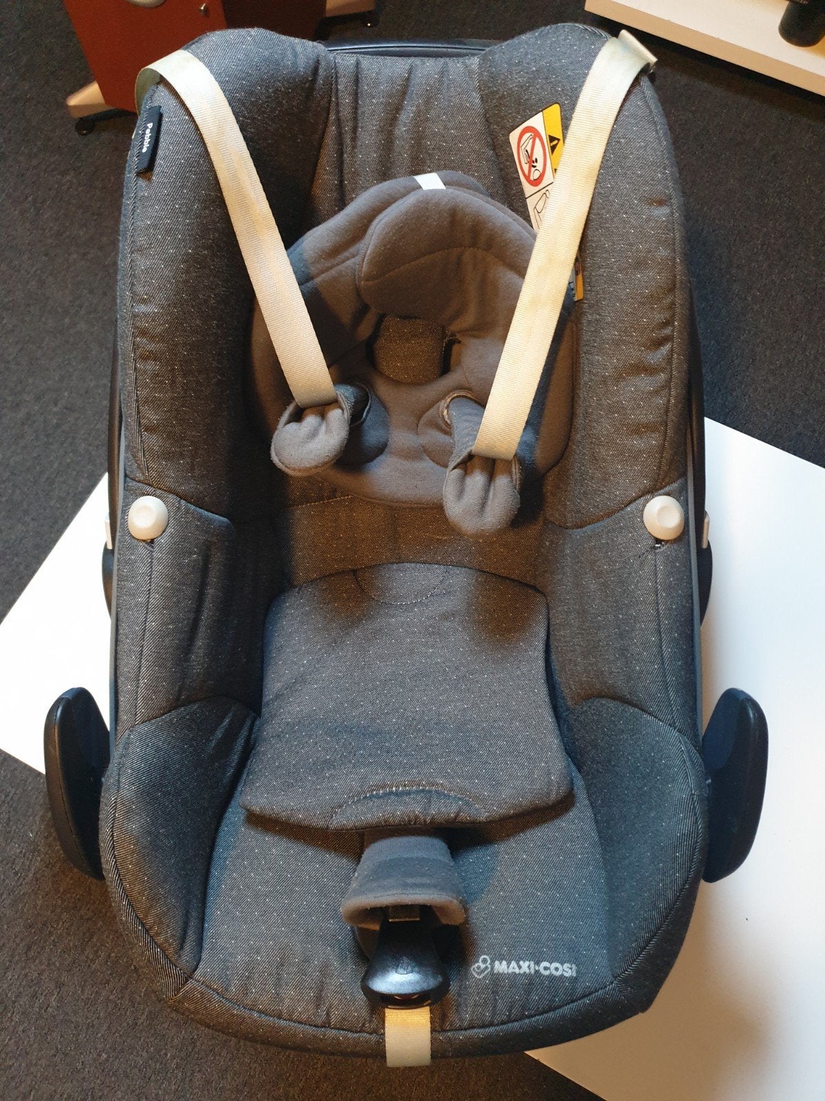 Maxi Cosi Pebble autostoel, Ophalen, Autogordel of Isofix, Gebruikt, Zijbescherming