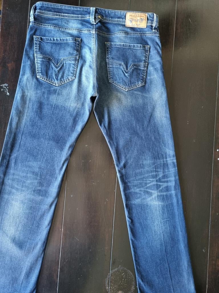 ZGAN CLASSIC DIESEL LARKEE REGULAR STRAIGHT STRETCH 33/30, Kleding | Heren, Spijkerbroeken en Jeans, Diesel, Blauw, Ophalen of Verzenden