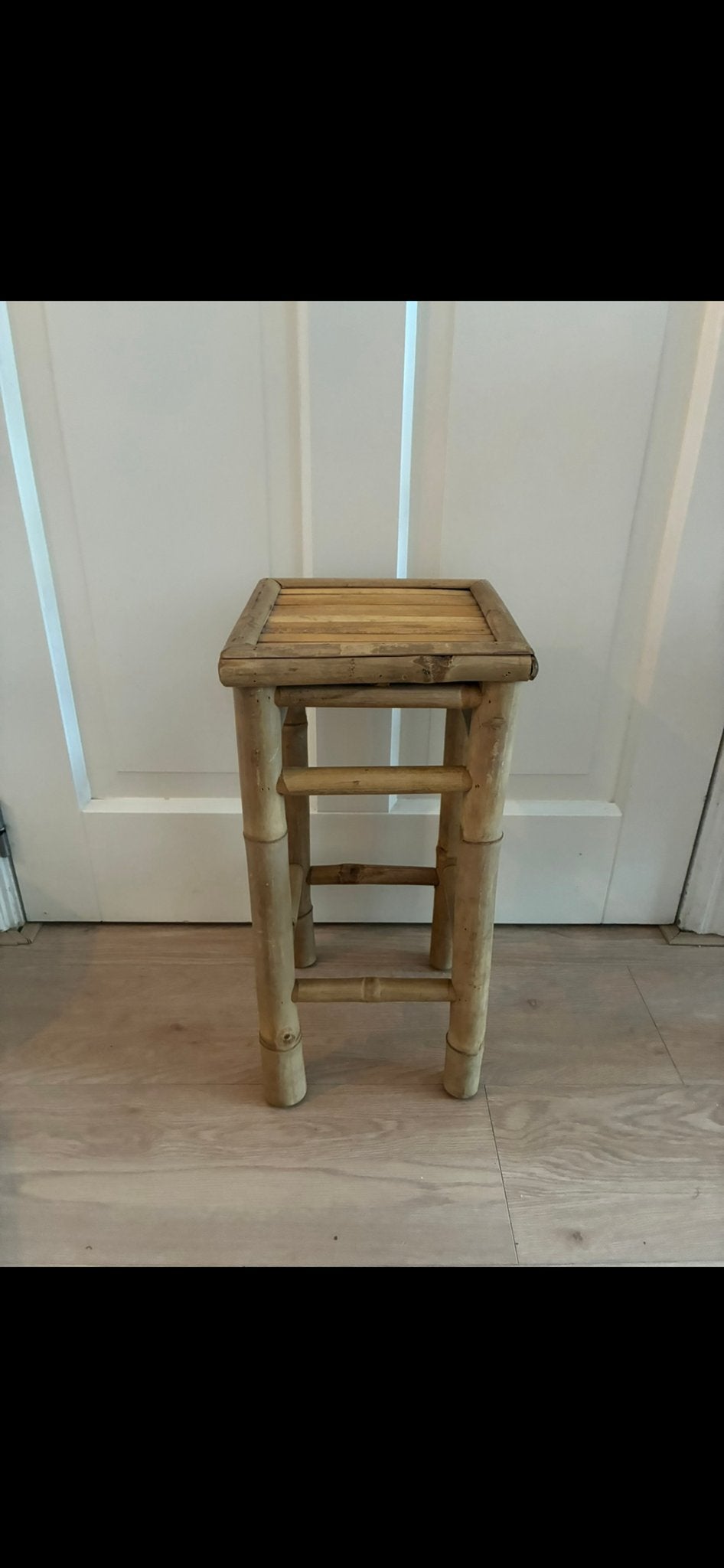 Bamboe krukje / bijzettafel, Huis en Inrichting, Krukjes, Ophalen, Gebruikt, Overige materialen