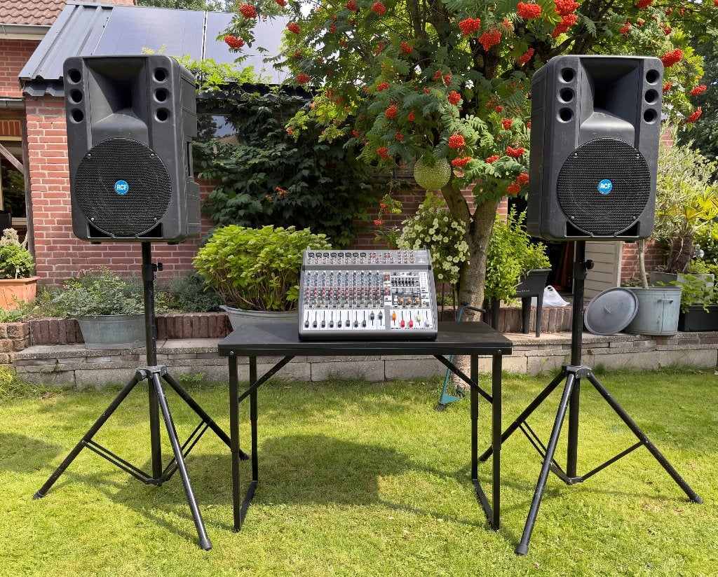 Complete geluidsset met 2 RCF speakers, Behringer mixer, Gebruikt, Speakerset, Ophalen, 150 watt of meer