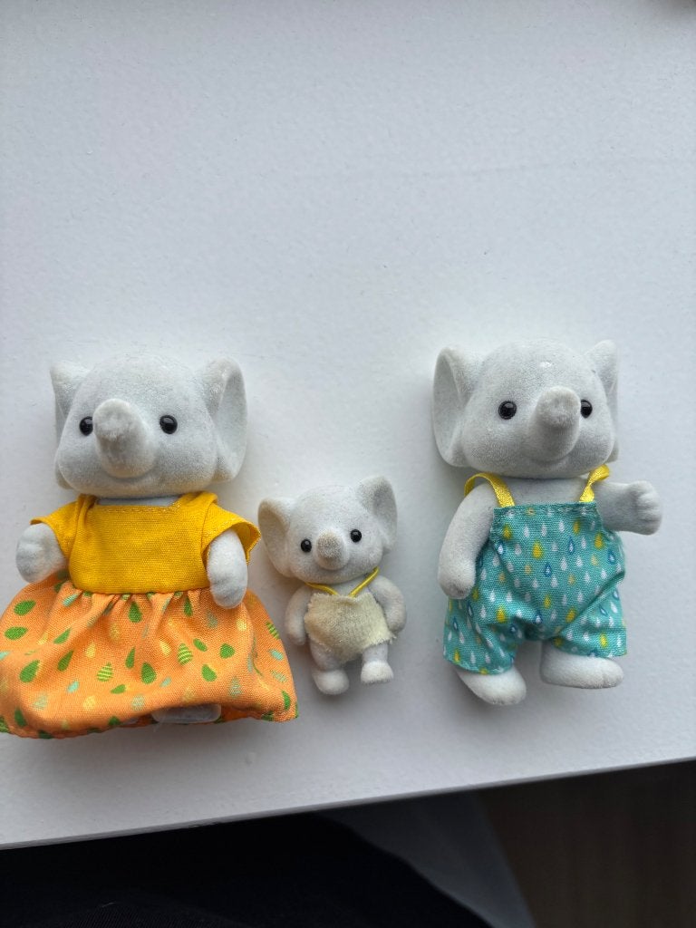 Sylvanian families Olifant familie, Ophalen, Gebruikt