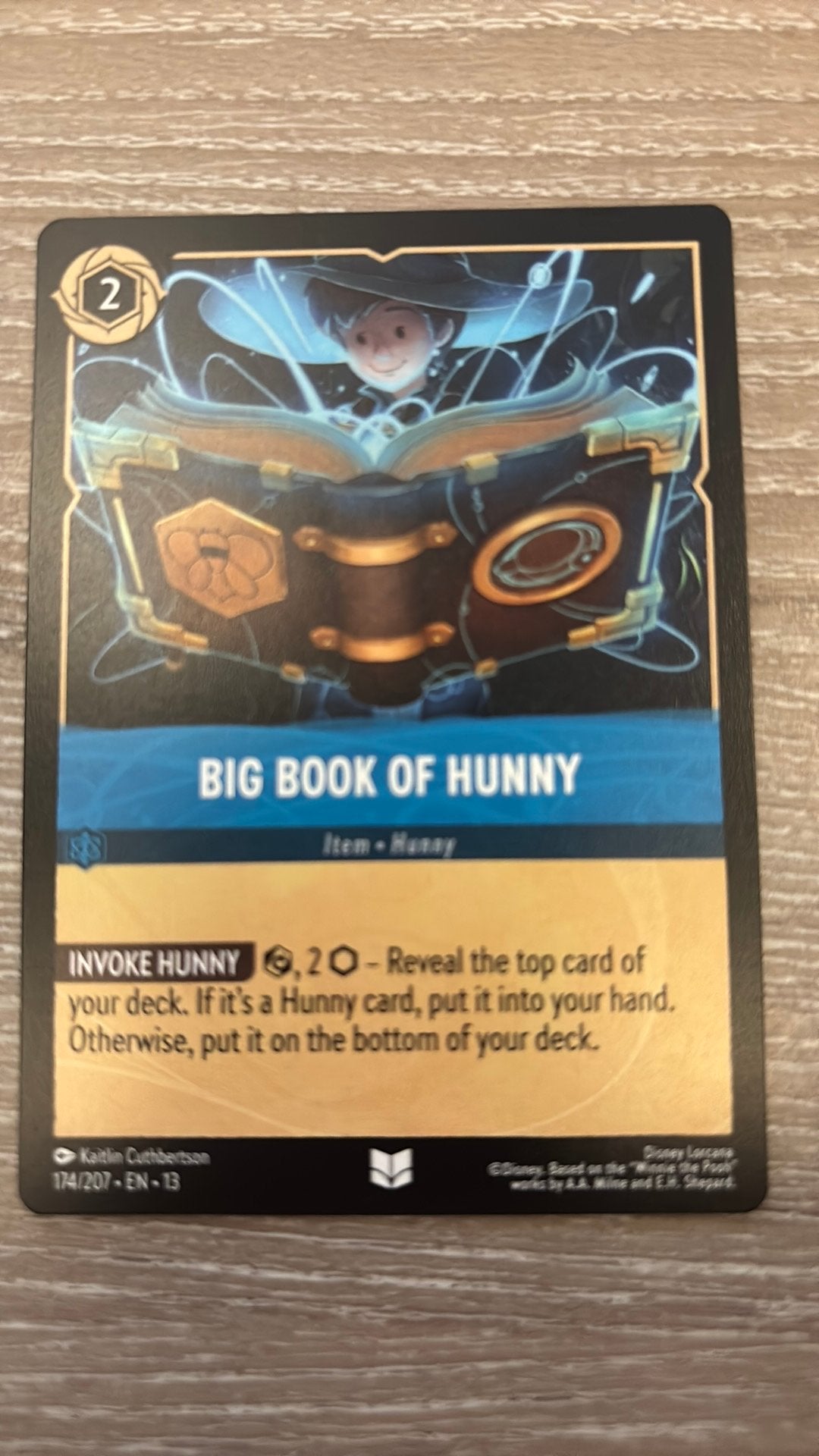 Disney Lorcana Big Book of Hunny 174-207 13ATV nonfoil, Ophalen of Verzenden, Zo goed als nieuw