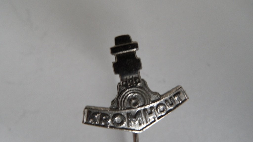 Kromhout oldtimertruck speld, Verzamelen, Verzenden, Gebruikt, Merk, Speldje of Pin