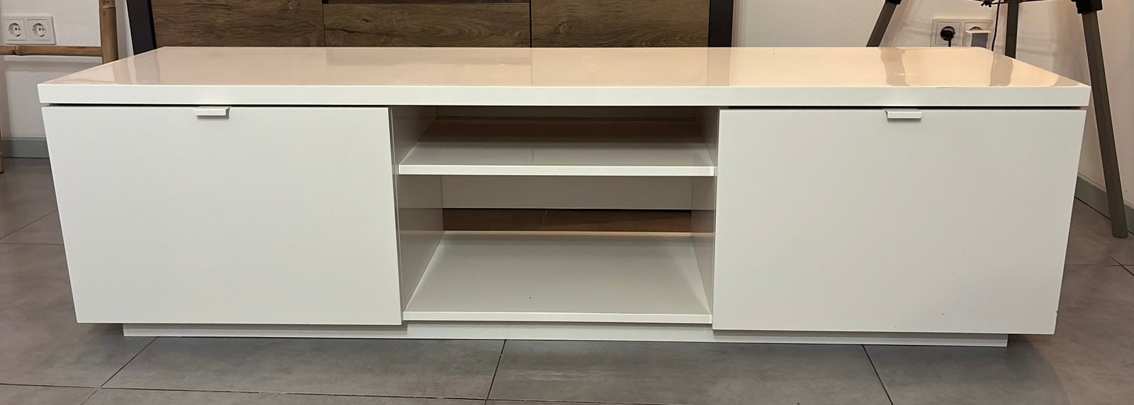 Tv meubel, Ophalen, 150 tot 200 cm, Zo goed als nieuw, Minder dan 100 cm