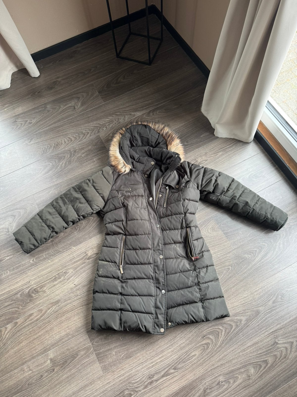 Micheal kors winterjas maat L, Ophalen, Zo goed als nieuw, Zwart