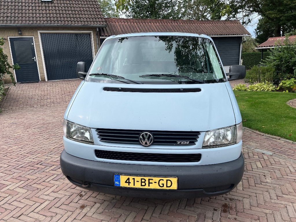 Volkswagen T4 2.5 TDI 1.0 75KW dubbele cabine 2002, Voorwielaandrijving, Stof, Grijs, Particulier